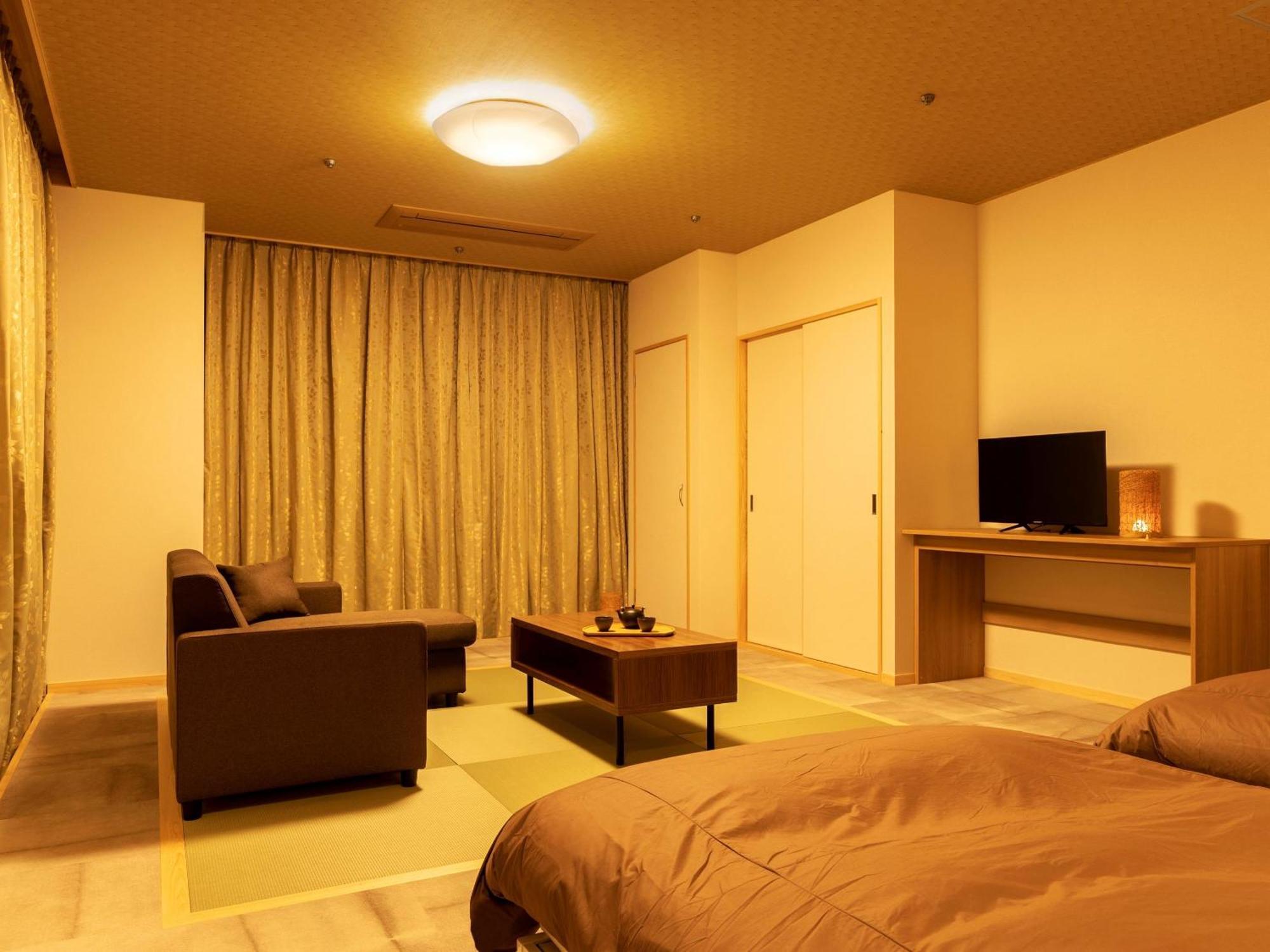 Ooedo Onsen Monogatari Premium Saiki Bekkan Misasa Quarto foto