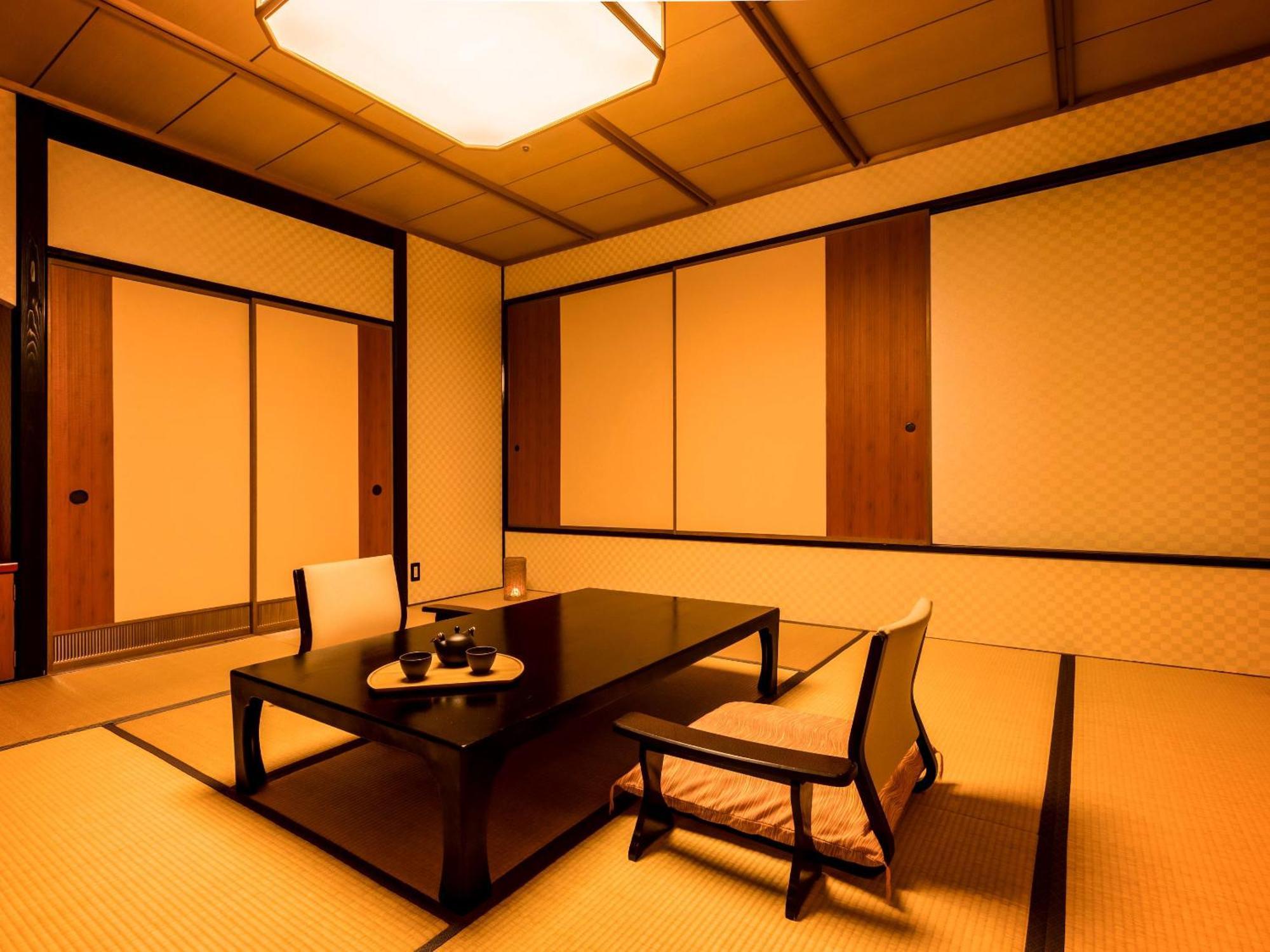 Ooedo Onsen Monogatari Premium Saiki Bekkan Misasa Quarto foto